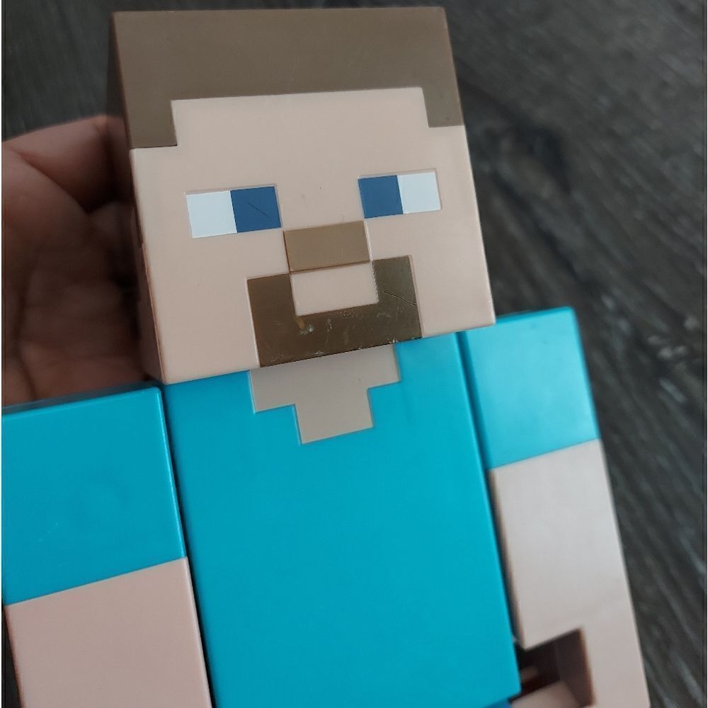 Minecraft Steve Large Scale Figure - Picture 4 of 5